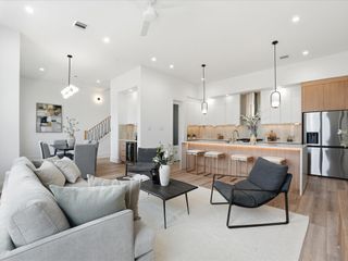 1517 Mckee Street, Houston, TX 77009