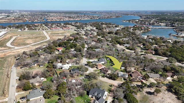1101 Sierra Vista, Granbury, TX 76048