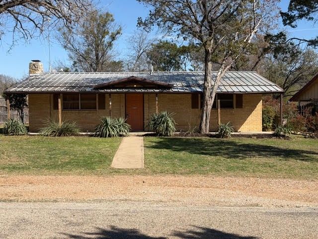 1101 Sierra Vista, Granbury, TX 76048