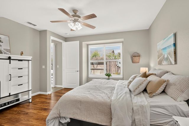 9935 Kennet Way, Elk Grove, CA 95757