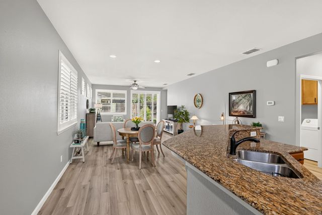 9935 Kennet Way, Elk Grove, CA 95757
