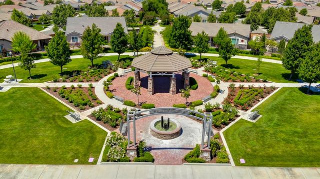 9935 Kennet Way, Elk Grove, CA 95757
