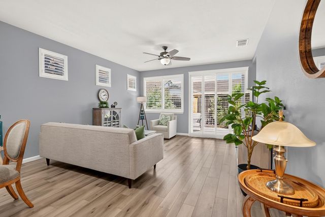 9935 Kennet Way, Elk Grove, CA 95757