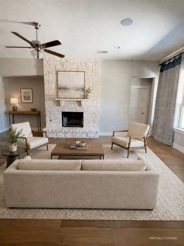 20420 Crested Caracara LN, Pflugerville, TX 78660