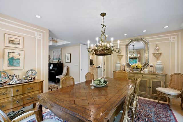 207 Nahanton Street 207, Newton, MA 02459