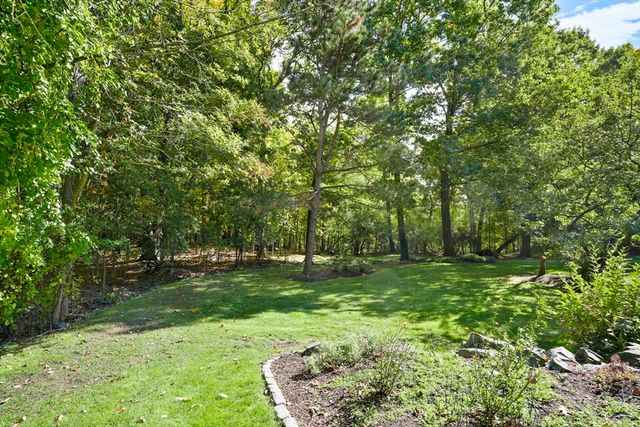 207 Nahanton Street 207, Newton, MA 02459