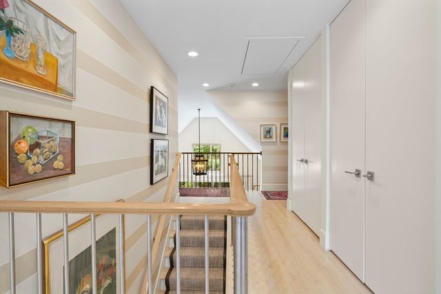 207 Nahanton Street 207, Newton, MA 02459