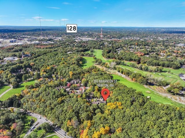 207 Nahanton Street 207, Newton, MA 02459