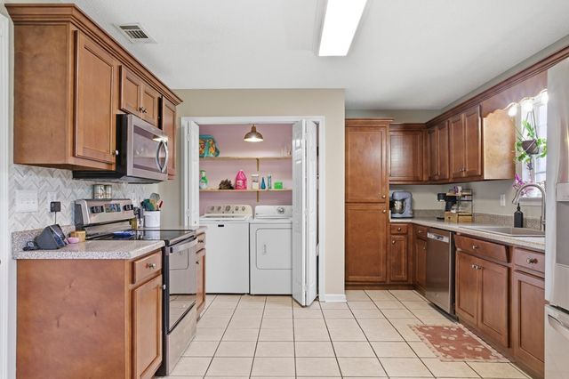 122 Lyndsey Drive, Chatsworth, GA 30705