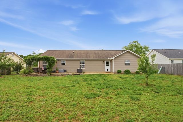 122 Lyndsey Drive, Chatsworth, GA 30705