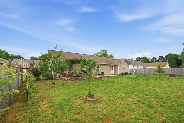 122 Lyndsey Drive, Chatsworth, GA 30705