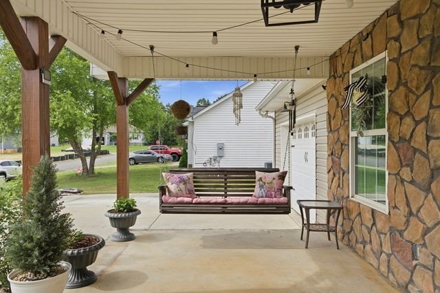 122 Lyndsey Drive, Chatsworth, GA 30705
