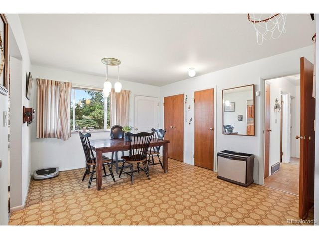 832 Fox Hill Ct, Boulder, CO 80303