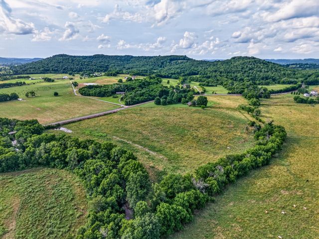 805 Boonshill Petersburg Rd, Petersburg, TN 37144