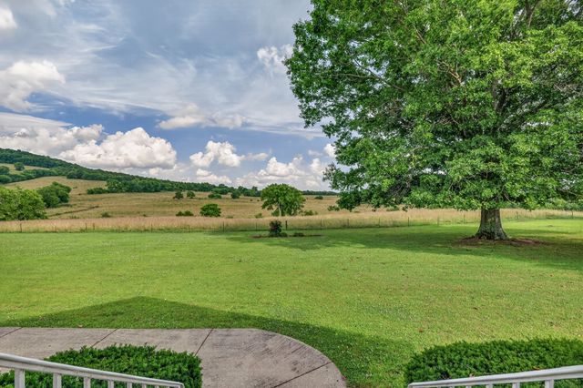 805 Boonshill Petersburg Rd, Petersburg, TN 37144