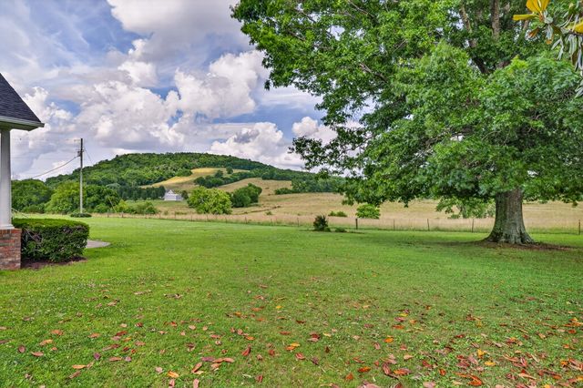 805 Boonshill Petersburg Rd, Petersburg, TN 37144