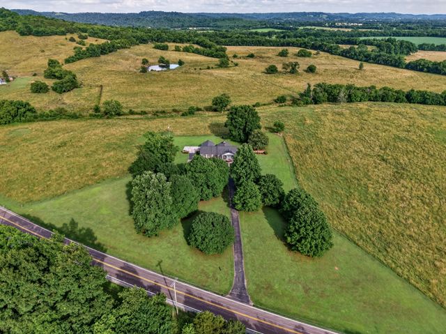 805 Boonshill Petersburg Rd, Petersburg, TN 37144