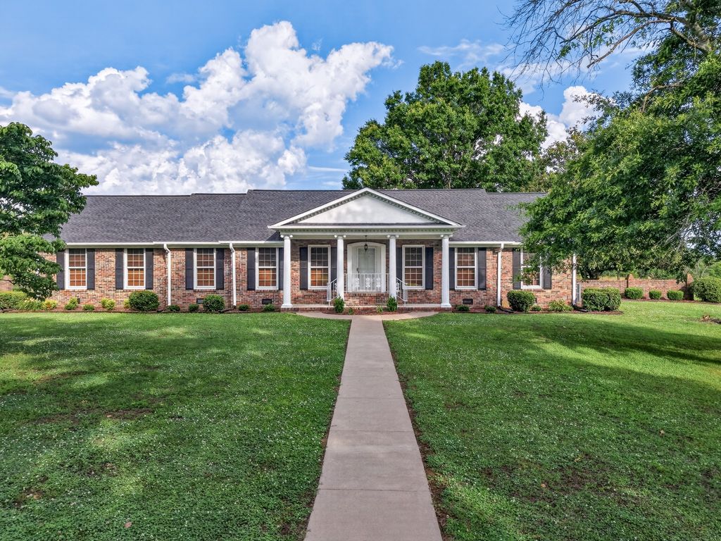 805 Boonshill Petersburg Rd, Petersburg, TN 37144