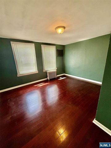 76 Hamilton Avenue, Lodi, NJ 07644