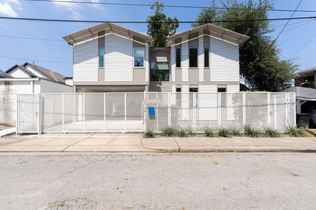 706 Oakley Street, Houston, TX 77006