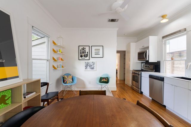 706 Oakley Street, Houston, TX 77006