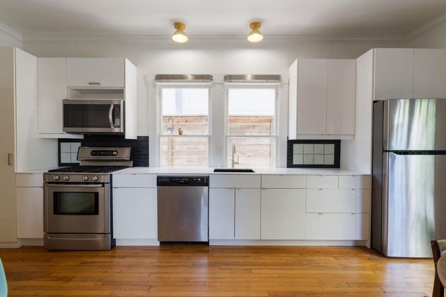 706 Oakley Street, Houston, TX 77006