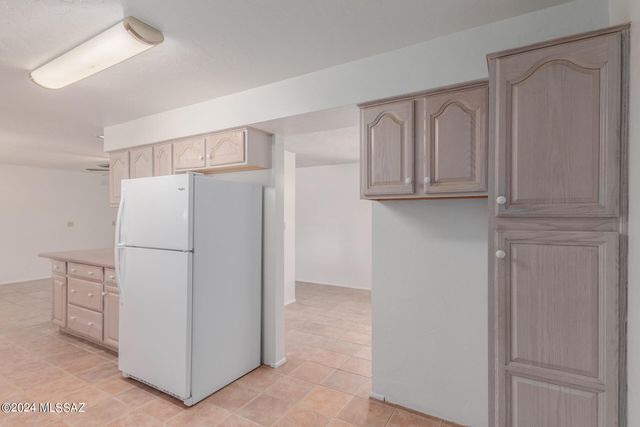 5255 E Baker Street, Tucson, AZ 85711