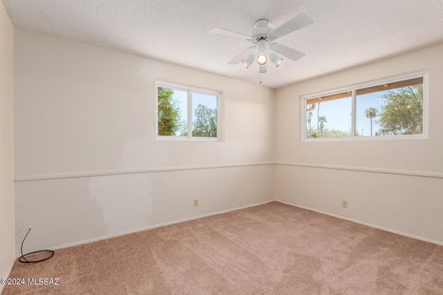 5255 E Baker Street, Tucson, AZ 85711