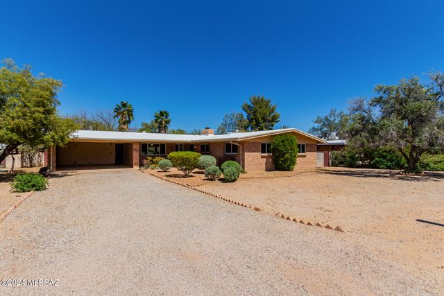 5255 E Baker Street, Tucson, AZ 85711
