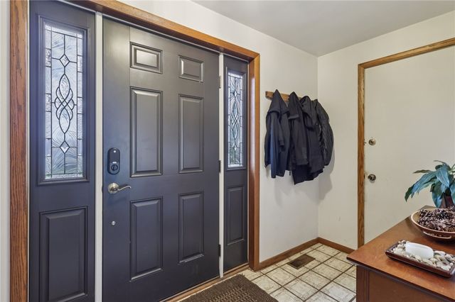 2935 Glenda Dr., Scott Twp, PA 16101