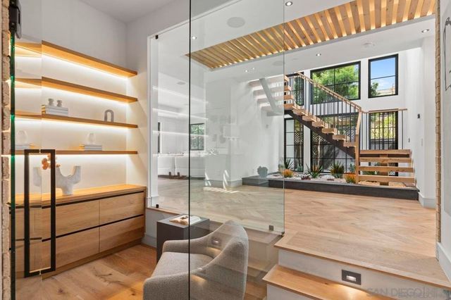 442 Westbourne St, La Jolla, CA 92037