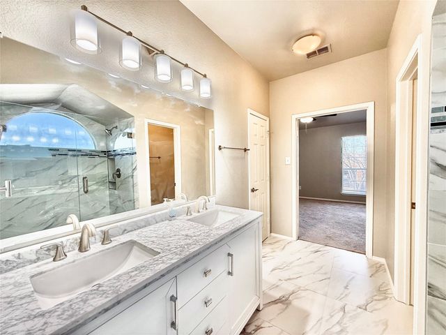 4916 Lodgepole Lane, Fort Worth, TX 76137