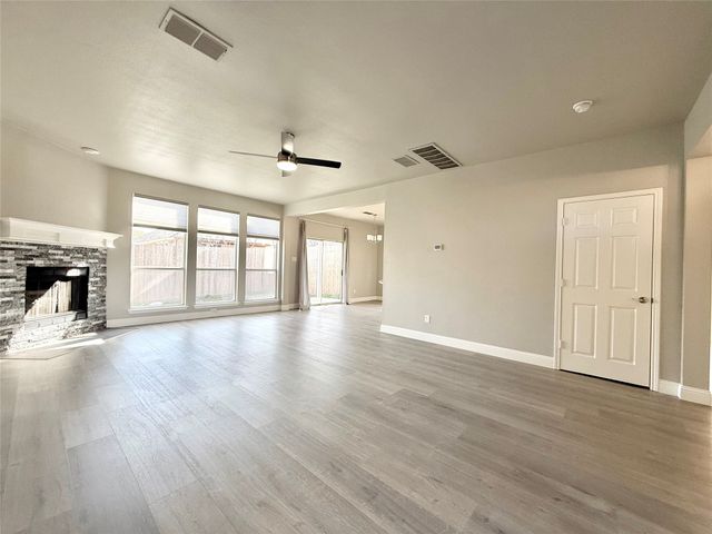 4916 Lodgepole Lane, Fort Worth, TX 76137