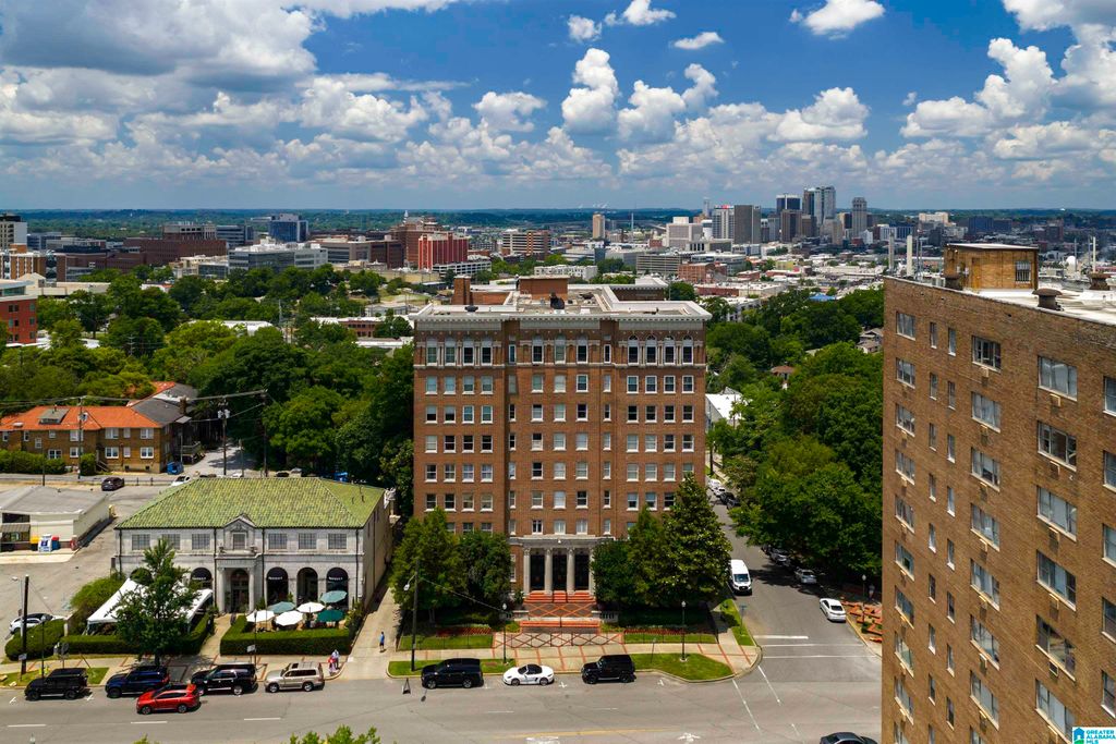 2250 Highland Ave S Apt 51, Birmingham, AL 35205