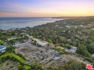 27061 Sea Vista Drive, Malibu, CA 90265