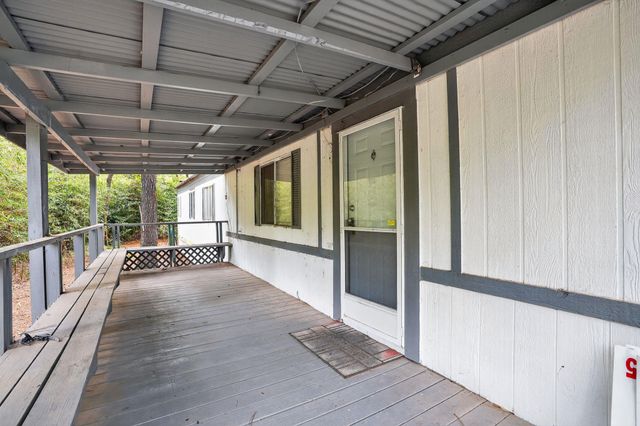 3 Meadowlark, Trinity, TX 75862