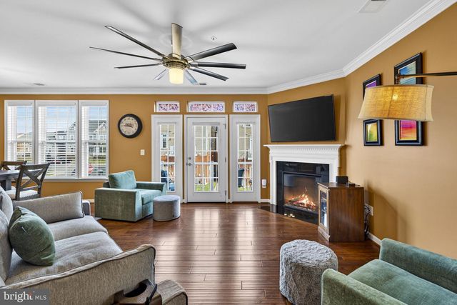 42553 SUNSET RIDGE SQ, Ashburn, VA 20148