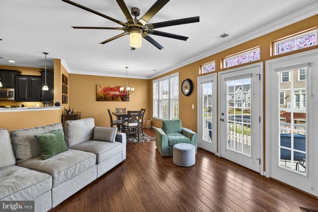 42553 SUNSET RIDGE SQ, Ashburn, VA 20148