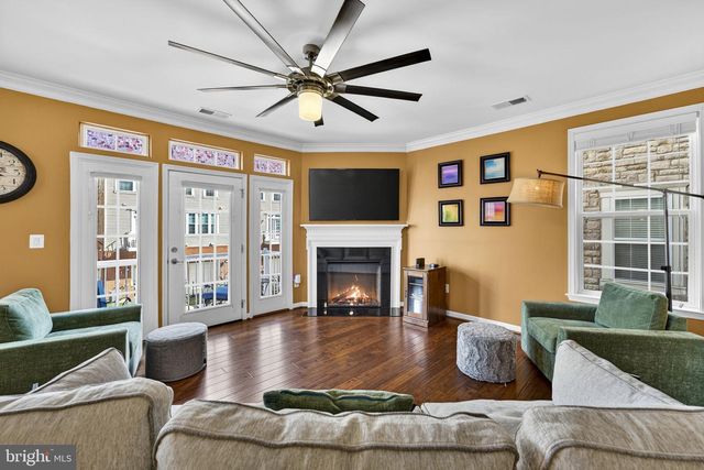 42553 SUNSET RIDGE SQ, Ashburn, VA 20148