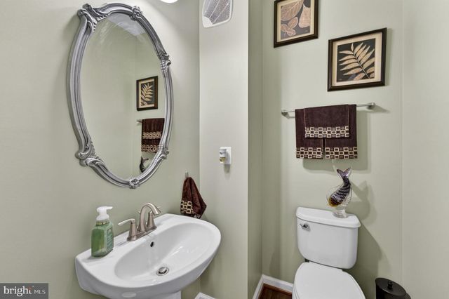 42553 SUNSET RIDGE SQ, Ashburn, VA 20148