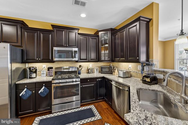 42553 SUNSET RIDGE SQ, Ashburn, VA 20148