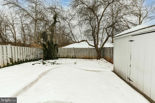 60 BENTON CT, Sterling, VA 20165