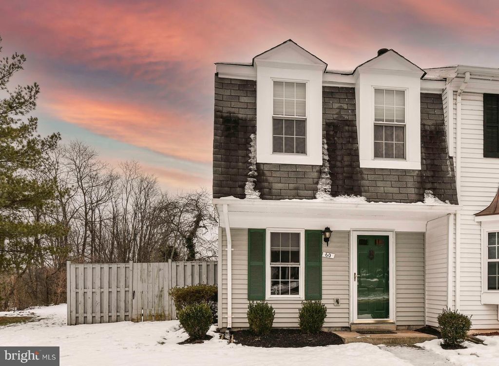 60 BENTON CT, Sterling, VA 20165
