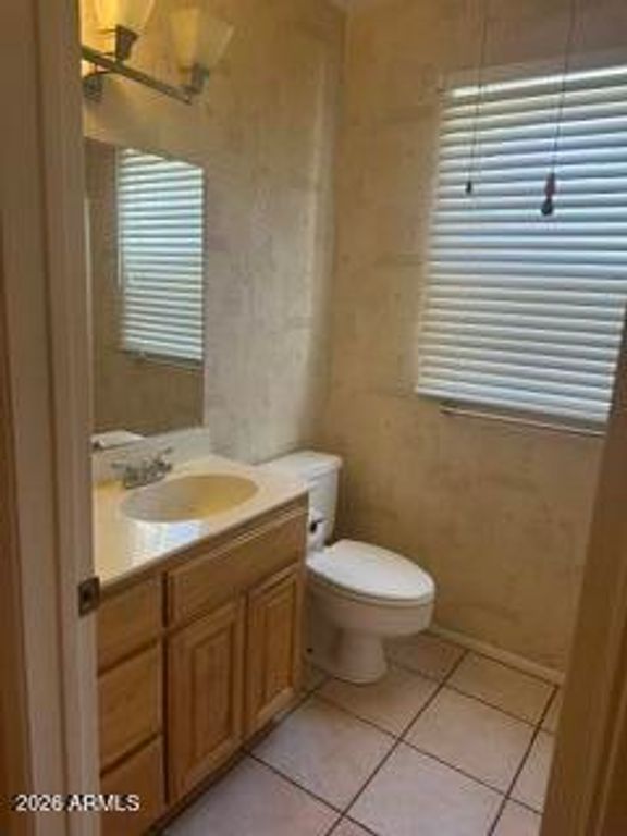 Image 12 of property listing at 10512 W EL CAPITAN Circle, Sun City, AZ 85351