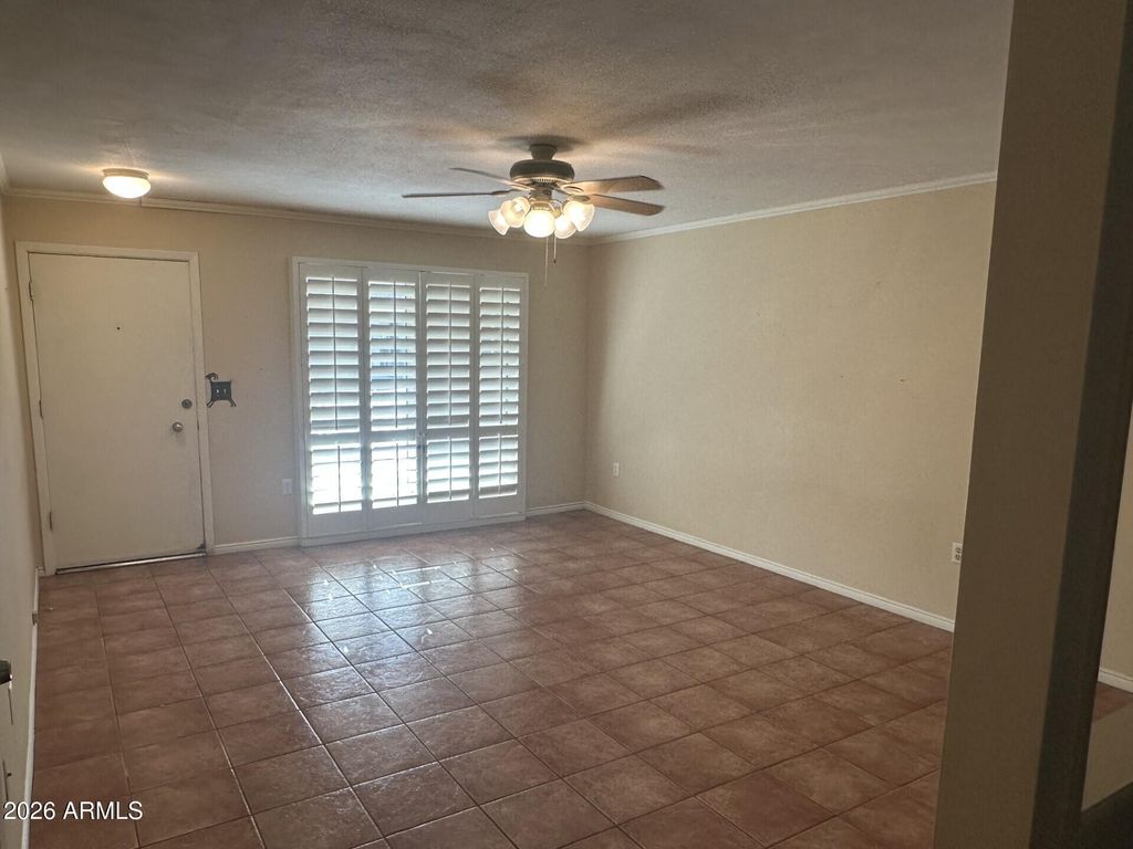 Image 2 of property listing at 10512 W EL CAPITAN Circle, Sun City, AZ 85351