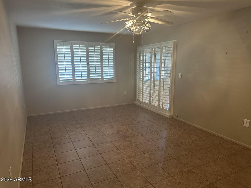 Image 23 of property listing at 10512 W EL CAPITAN Circle, Sun City, AZ 85351