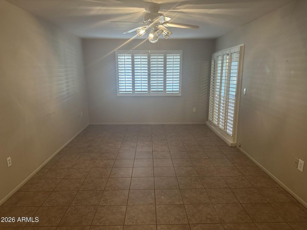 Image 28 of property listing at 10512 W EL CAPITAN Circle, Sun City, AZ 85351