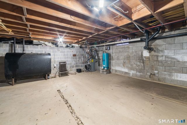 76 Lee Farm Drive, Southbury, CT 06488