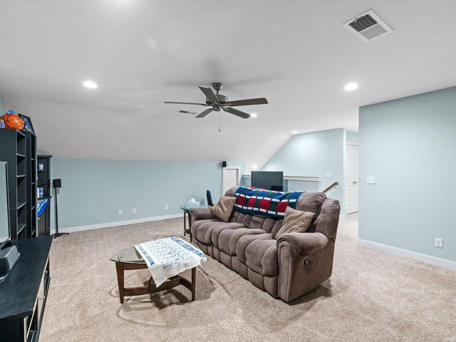 5540 Brompton Drive, Newburgh, IN 47630