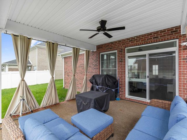 5540 Brompton Drive, Newburgh, IN 47630